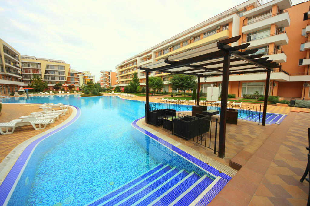 Menada Grand Kamelia Apartments Sluneční pobřeží Exteriér fotografie