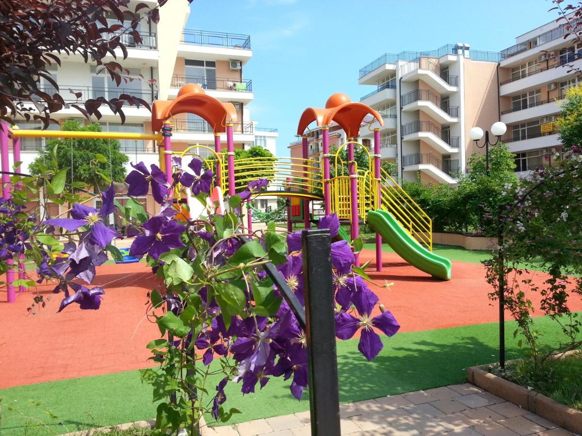 Menada Grand Kamelia Apartments Sluneční pobřeží Exteriér fotografie