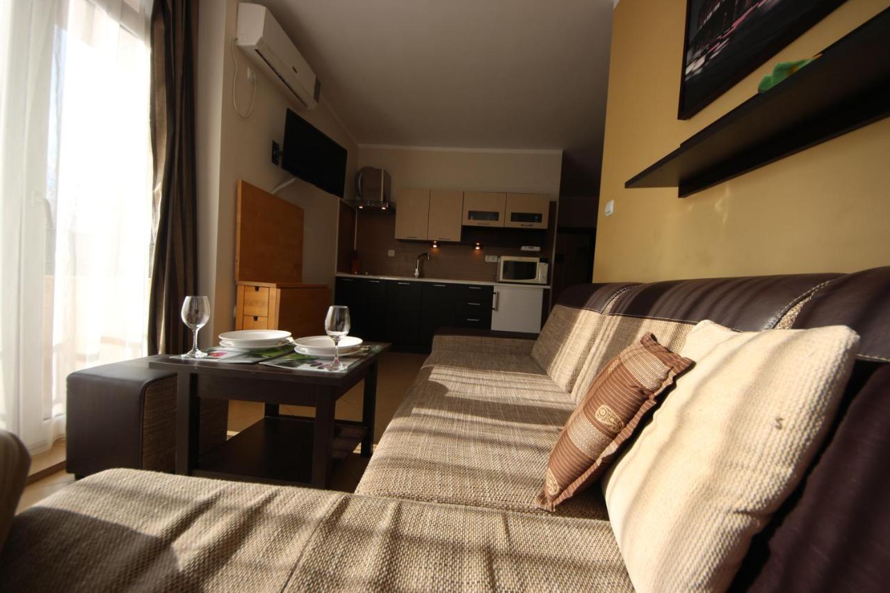 Menada Grand Kamelia Apartments Sluneční pobřeží Exteriér fotografie
